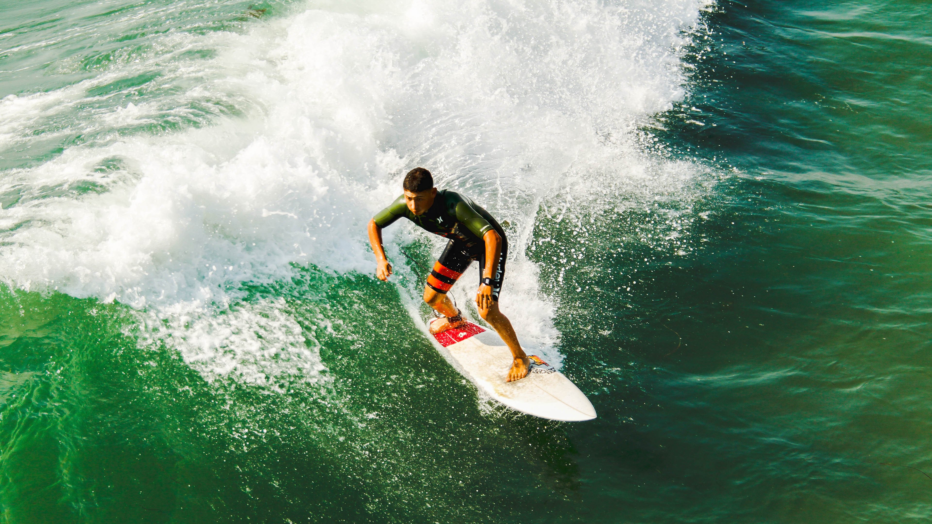 “金牛区城北体育馆:运动舞蹈赛场,舞者如何用每个动作诠释竞技与艺术的结合?”