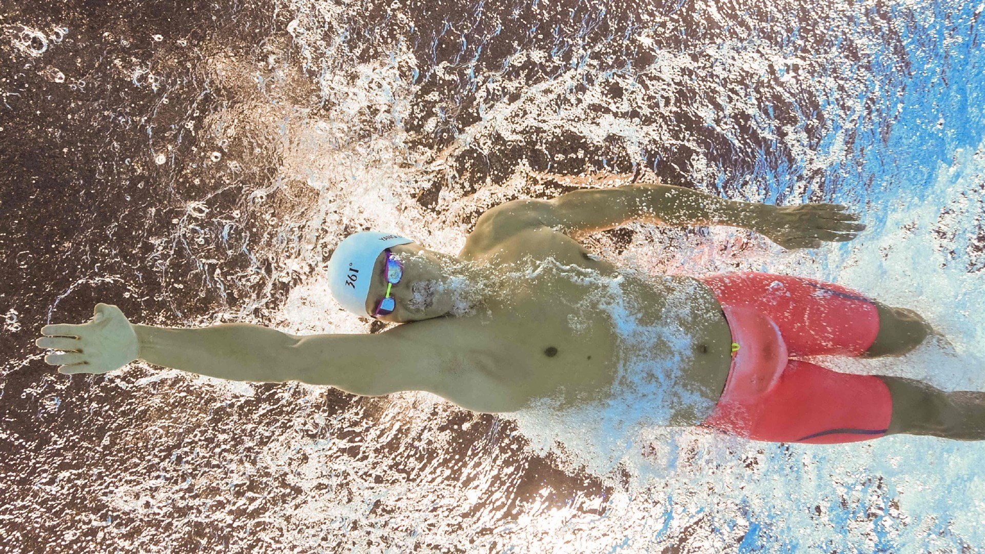 开云体育足球-女子仰泳赛场再现澳洲风采，女子仰泳比赛视频